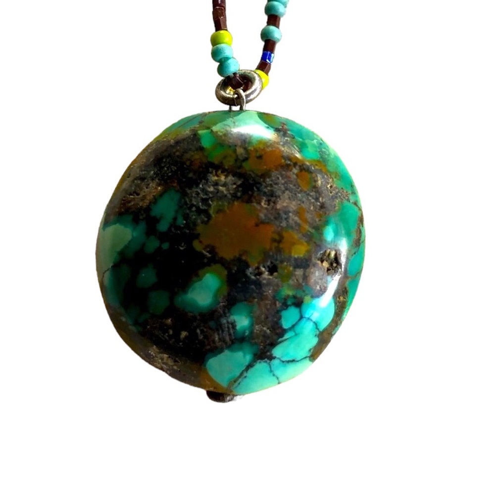 Beautiful turquoise necklace on glass beads - Picture 2 of 14